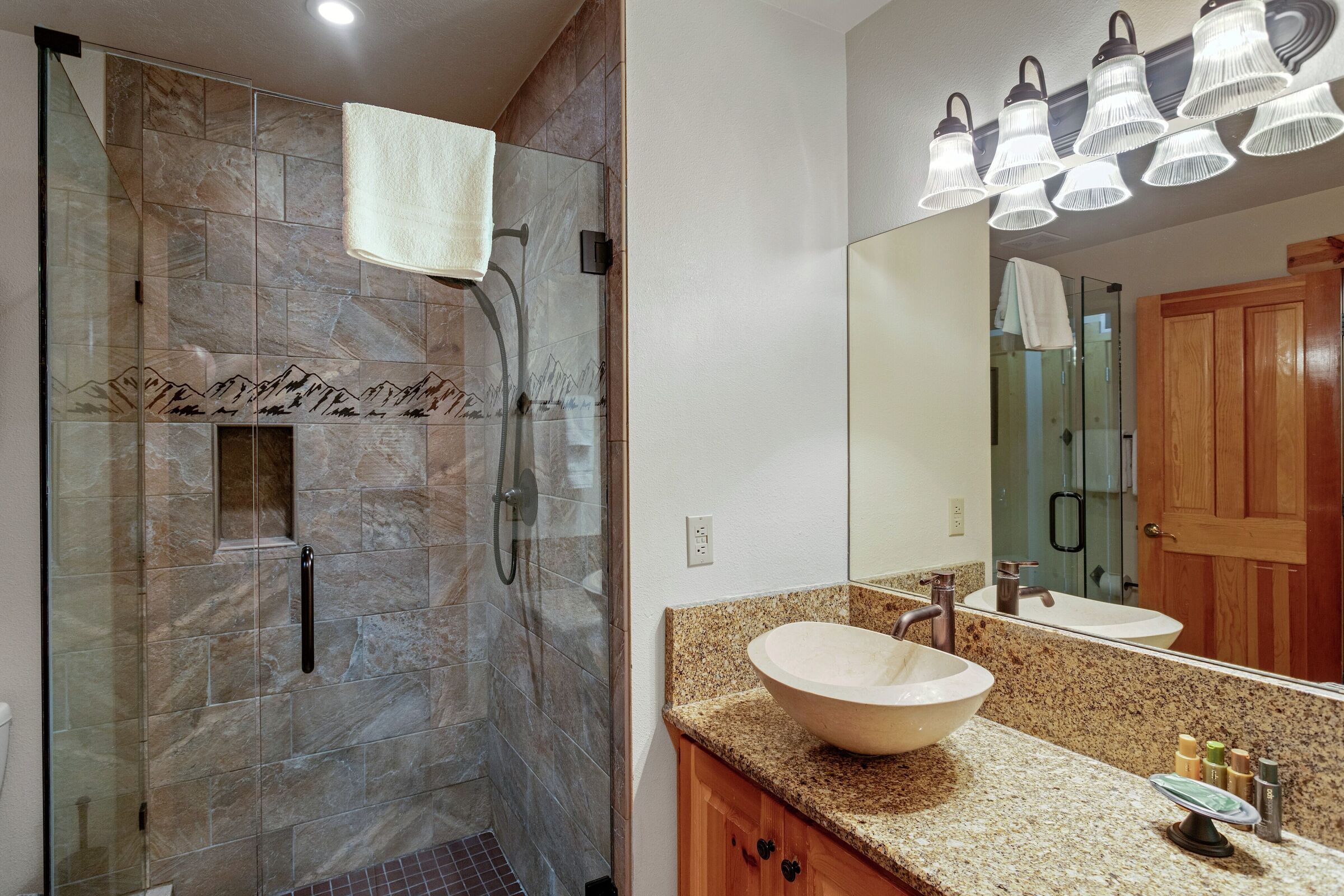 #306 - Bathroom
