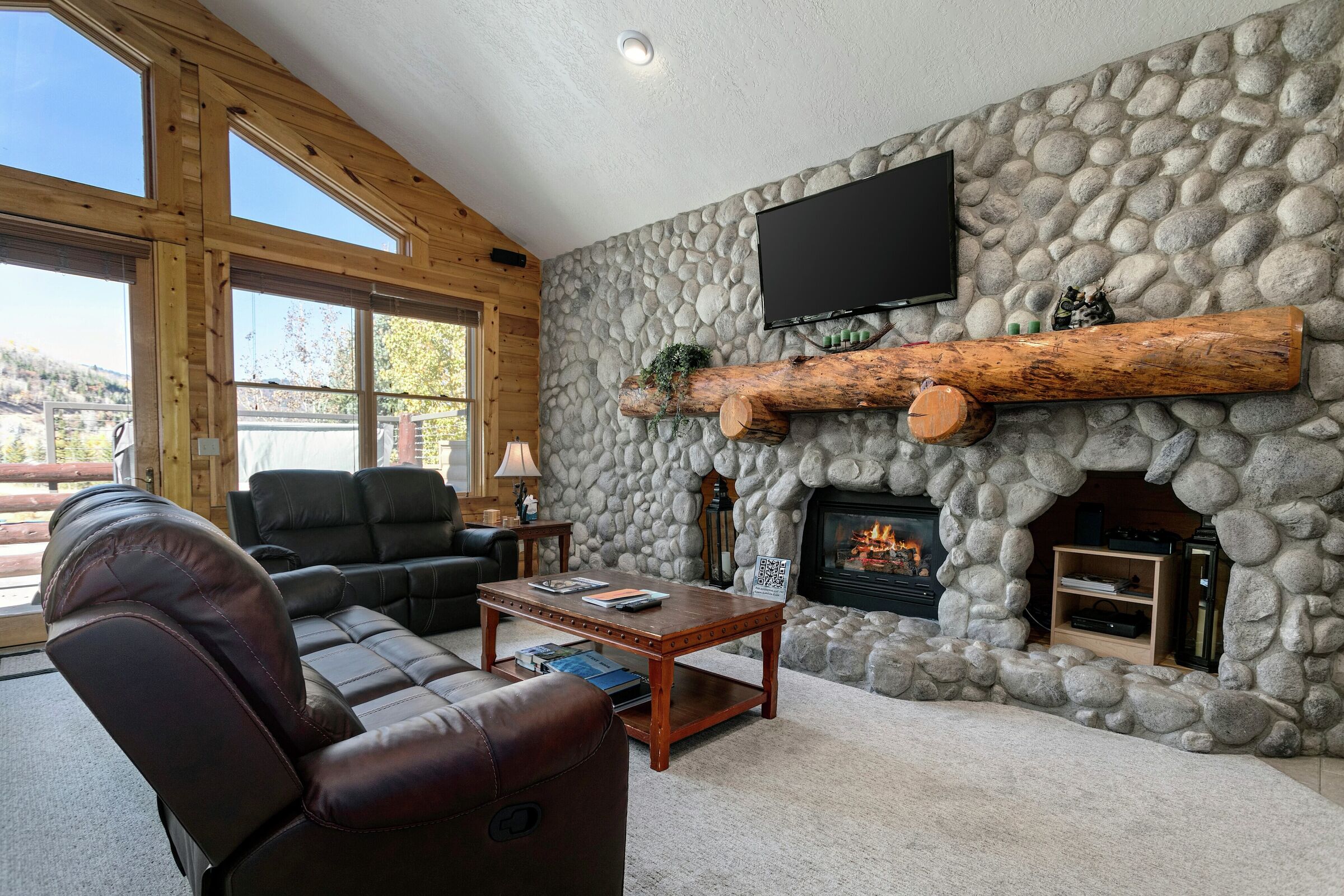 #306 - Living Area