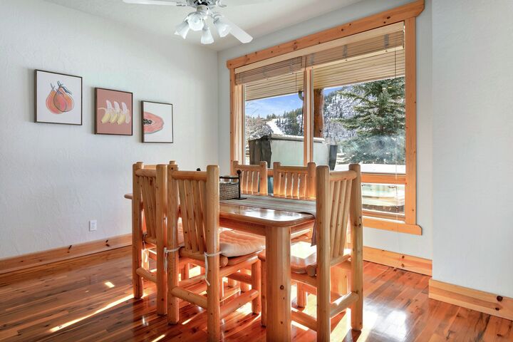 #101 - Dining Area