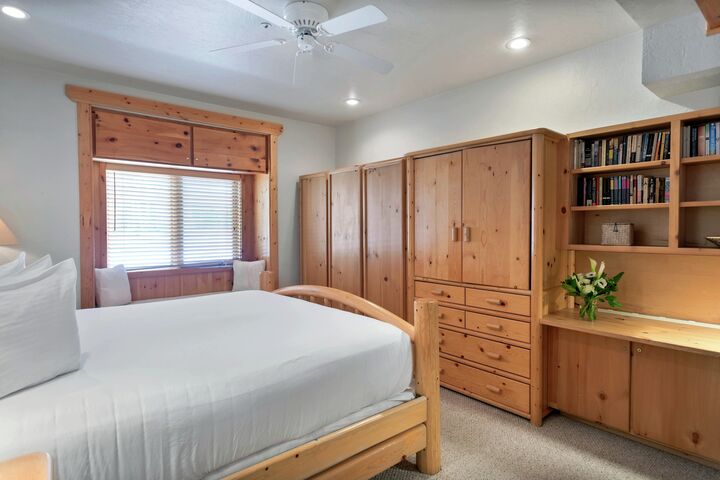 #101 - Master Bedroom