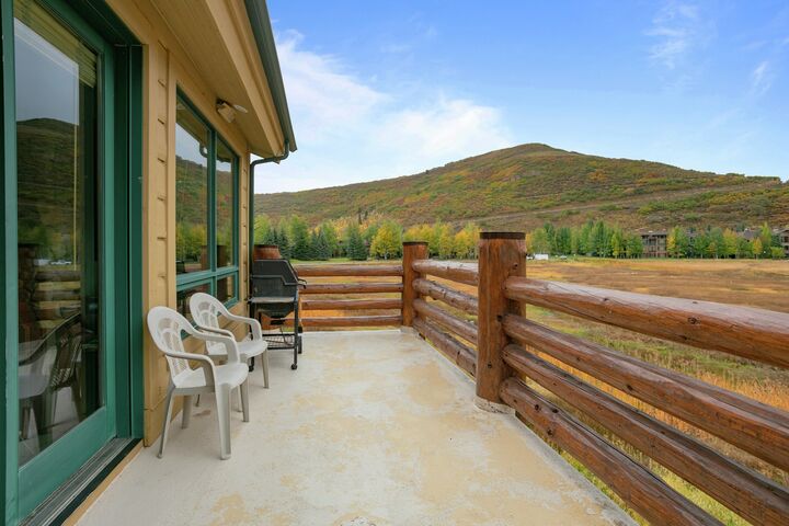 Balcony with BBQ