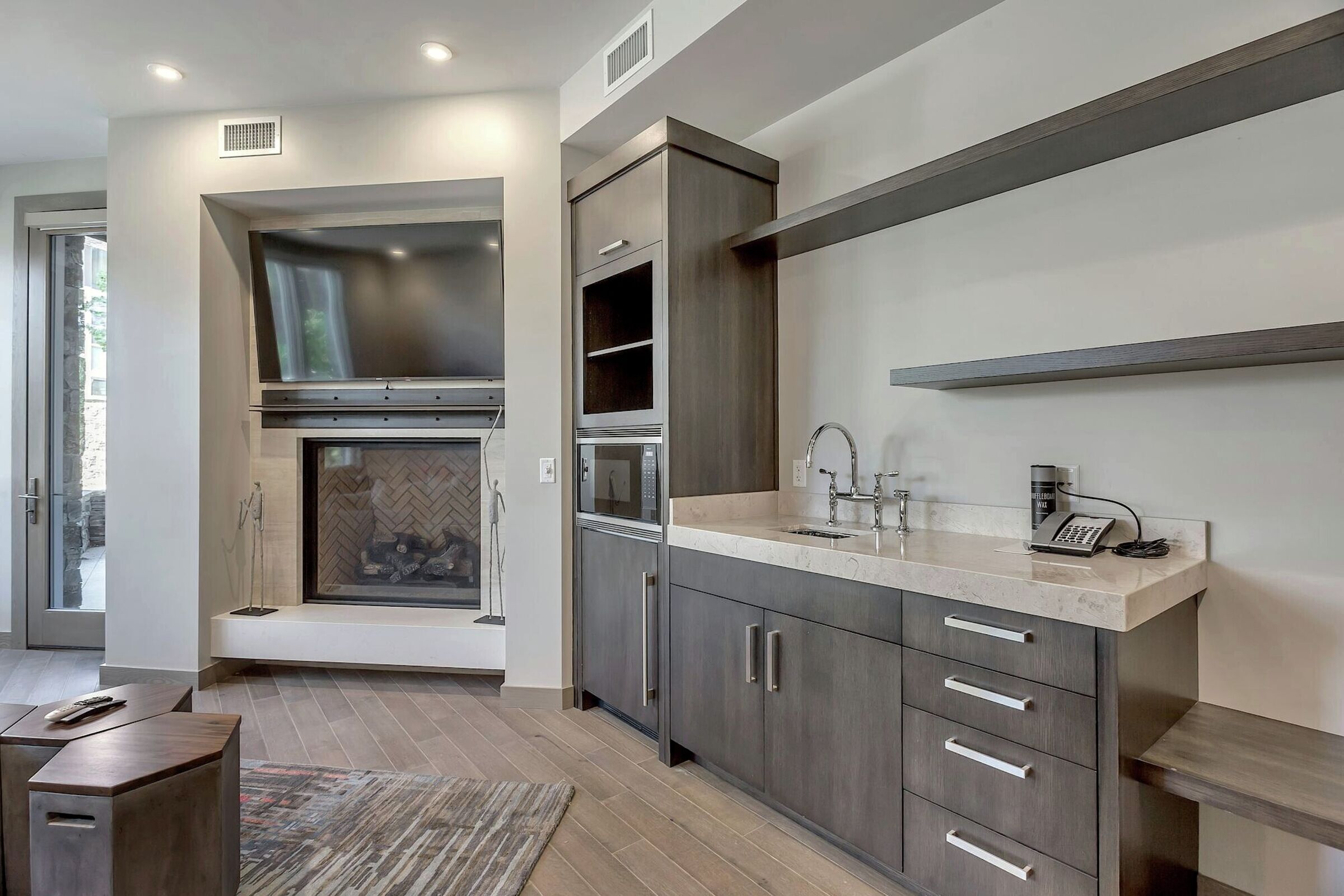 Wet Bar