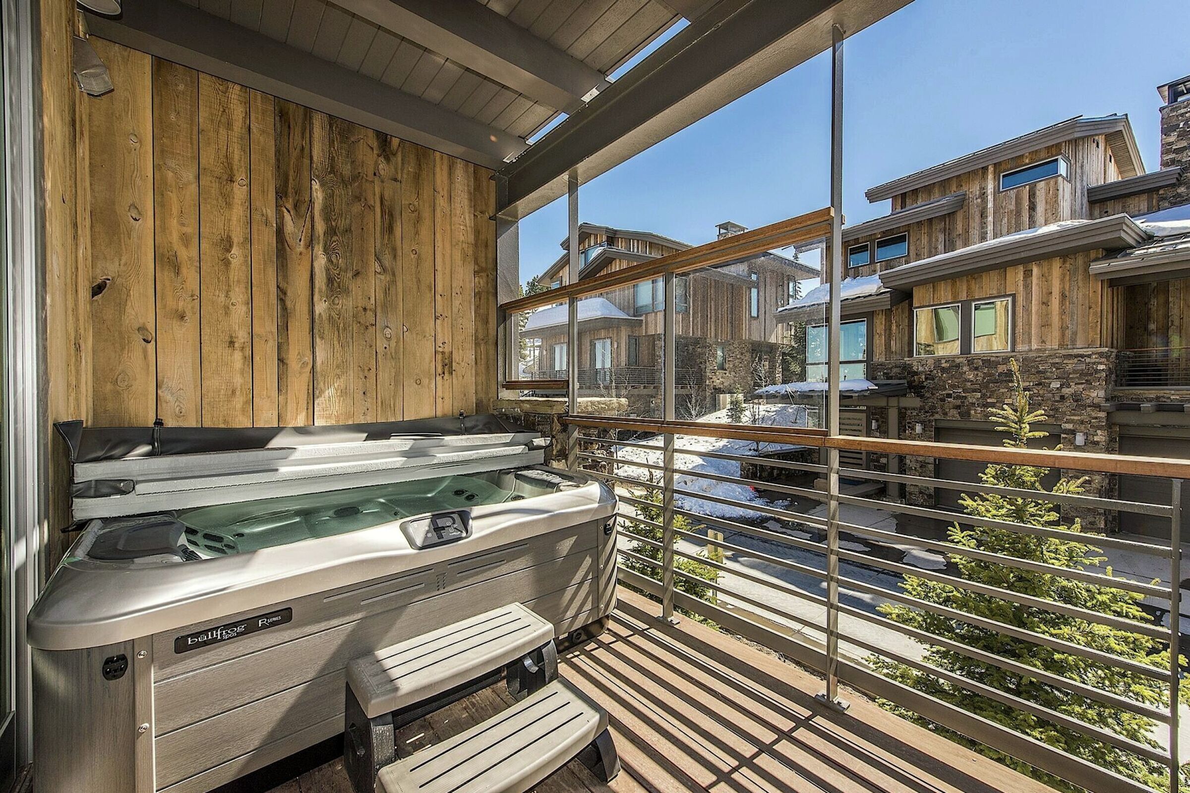 Balcony with Hot Tub