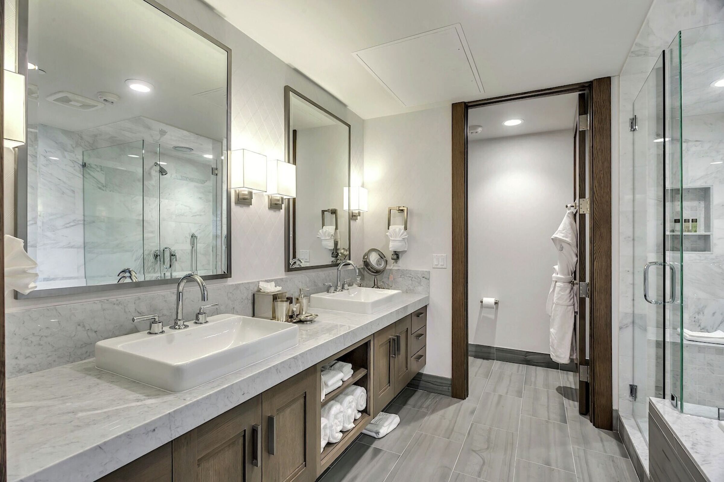 Master Ensuite Bathroom
