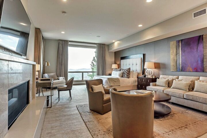 Platinum Room - Sample Photos