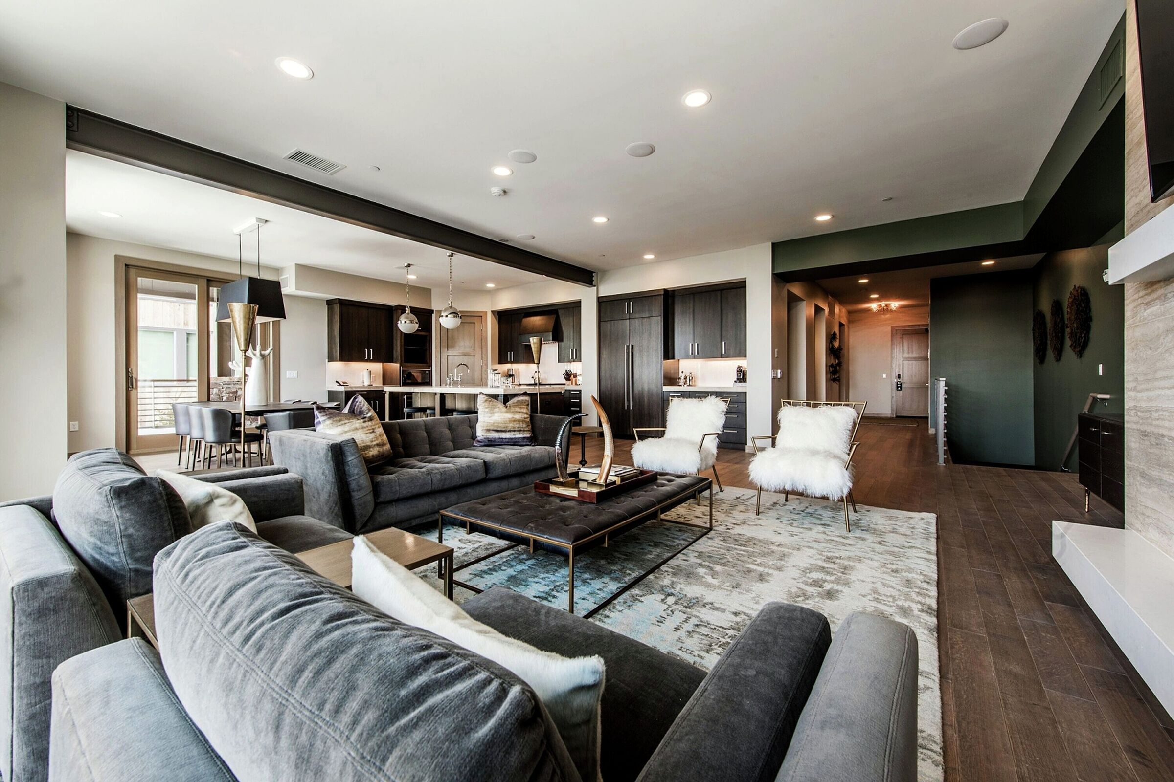 Living Area, Dining Area & Kitchen