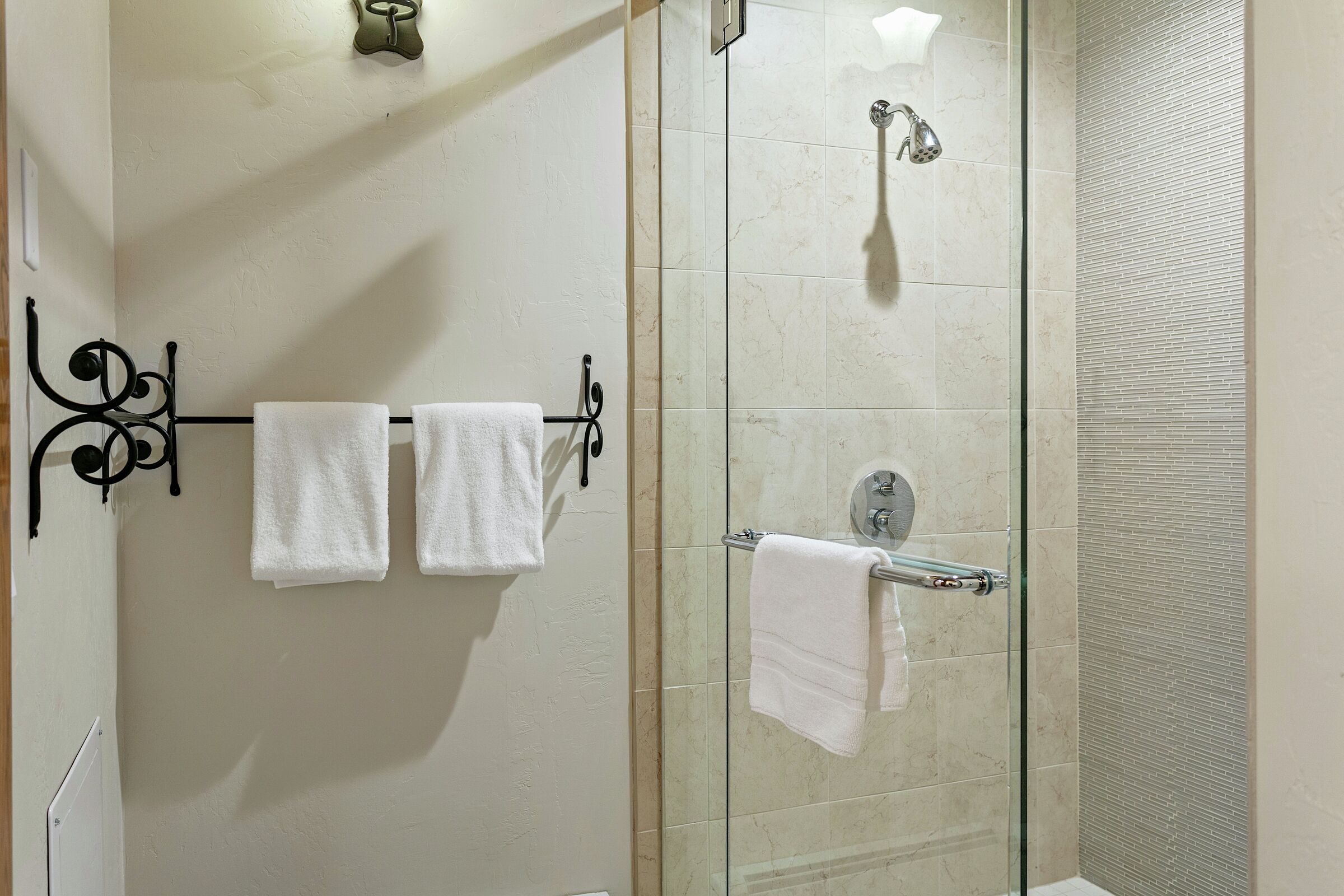 Master Ensuite Bathroom