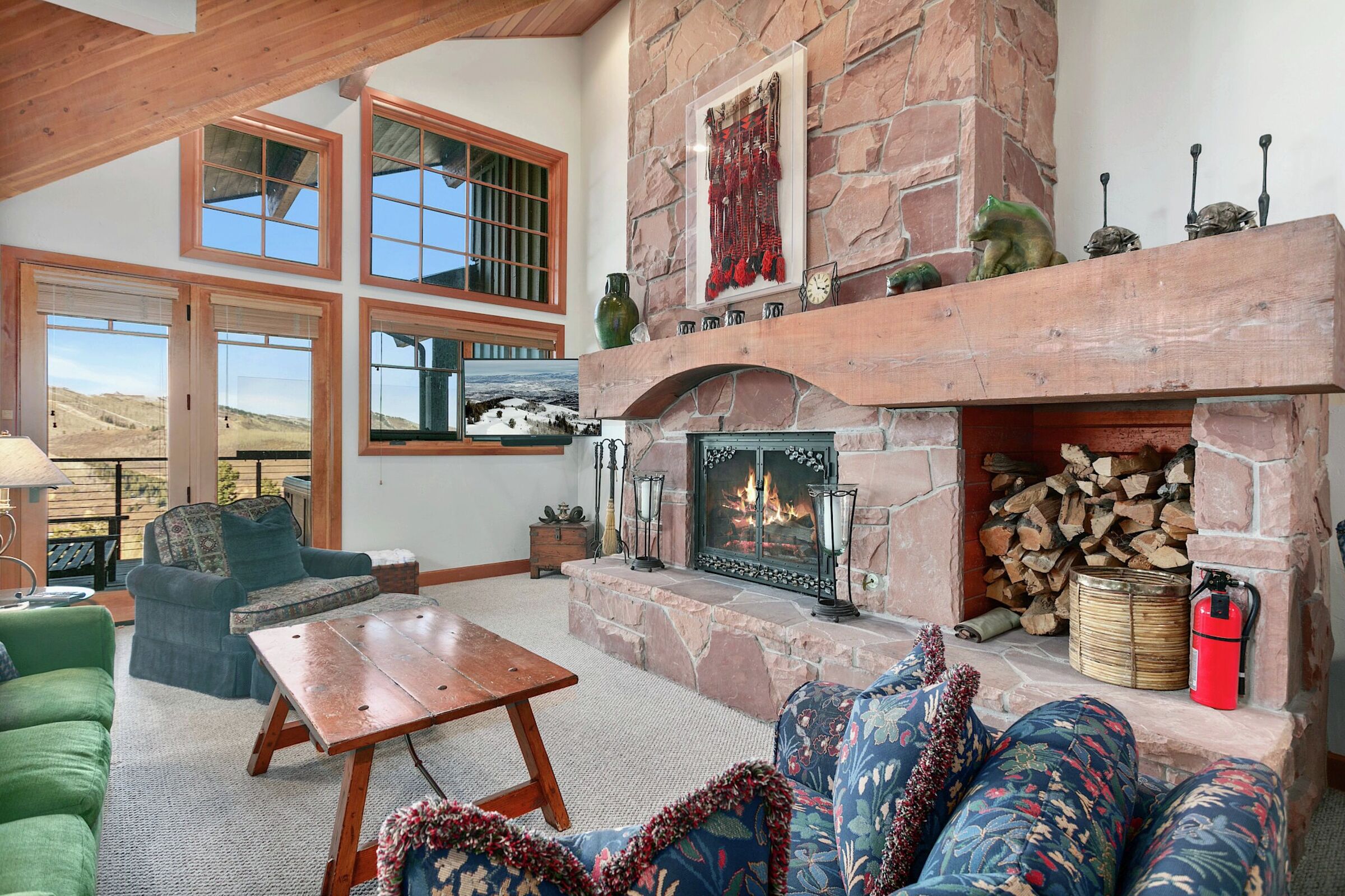 #37 - Living Area