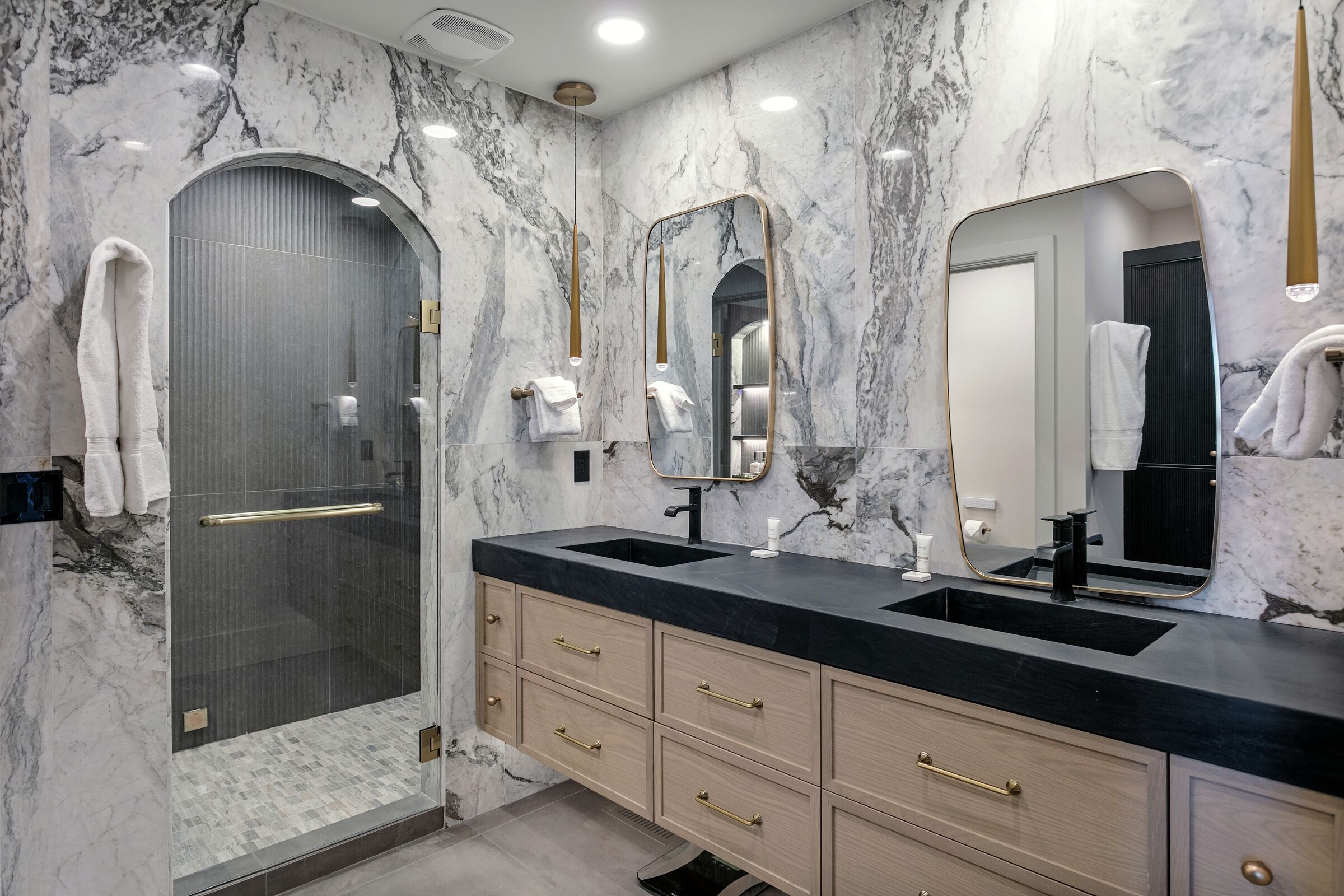 Master Ensuite Bathroom
