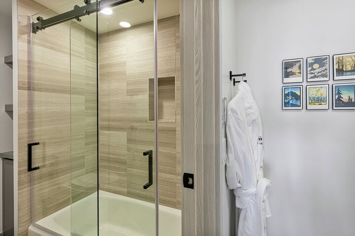 #50 - Ensuite Bathroom