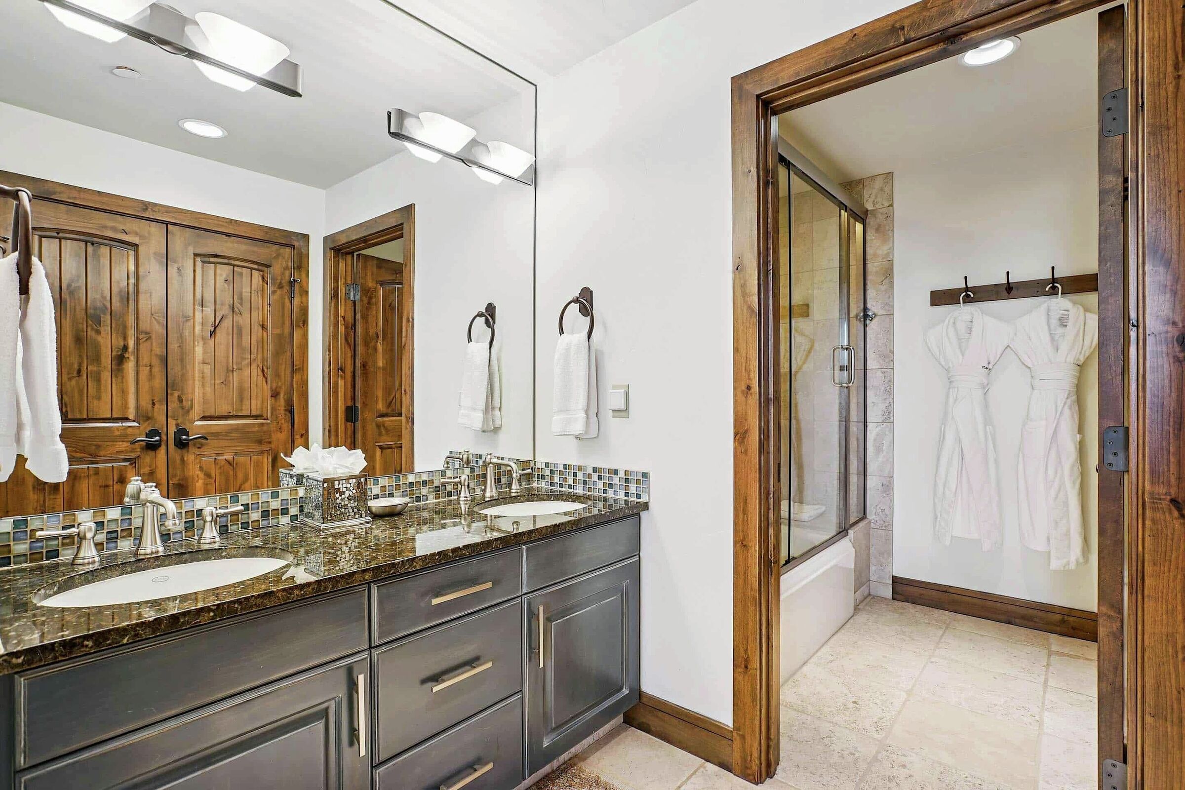 #35 - Ensuite Bathroom