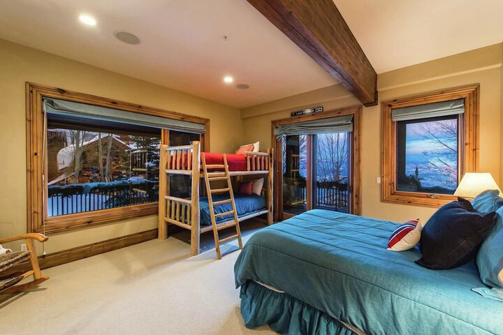 7 Bdrm 6.5 Bath HT - Bedroom