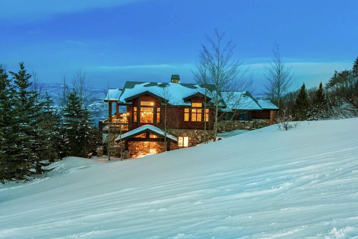Majestic Ski Chalet Exterior - Winter