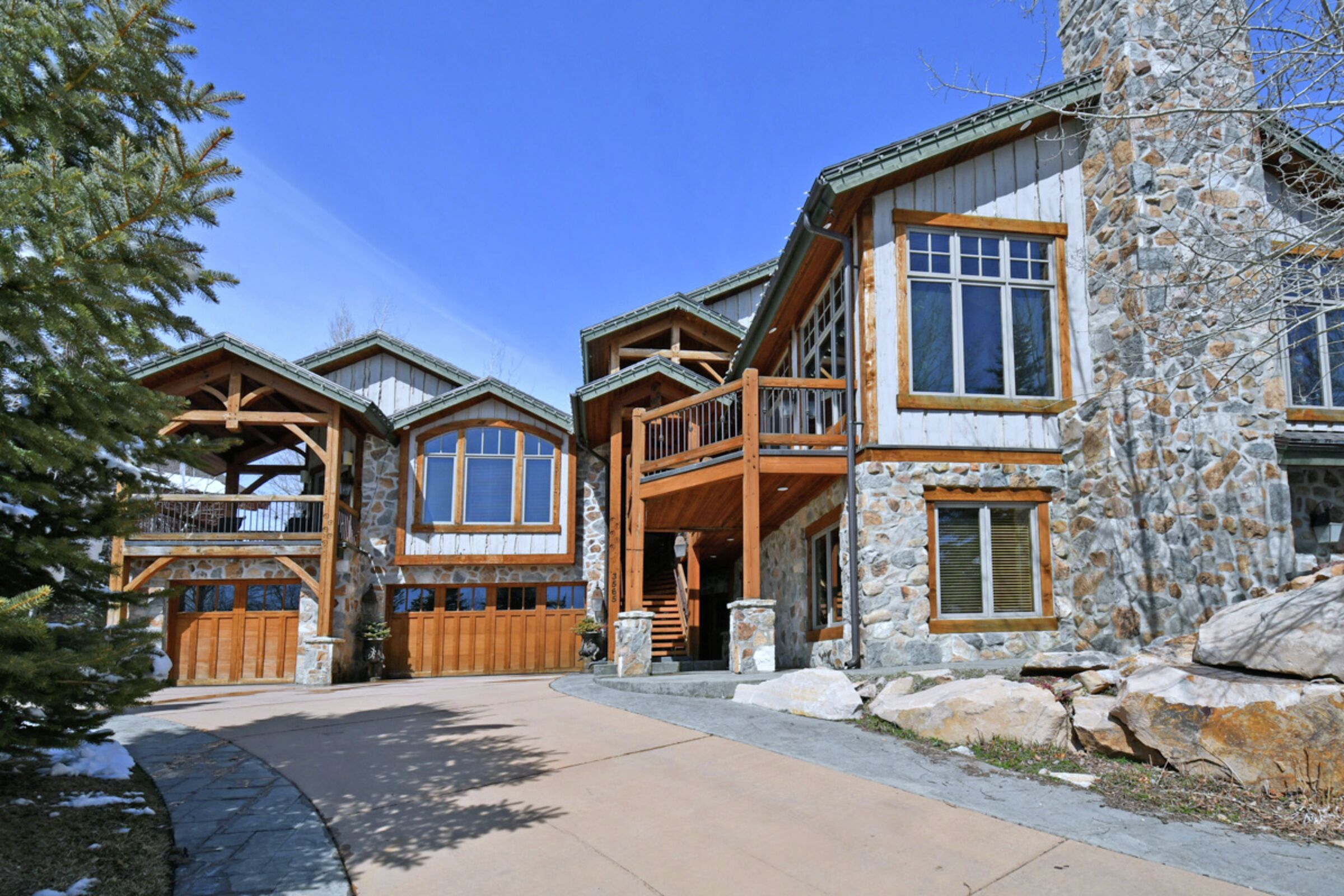 Oakwood Lodge