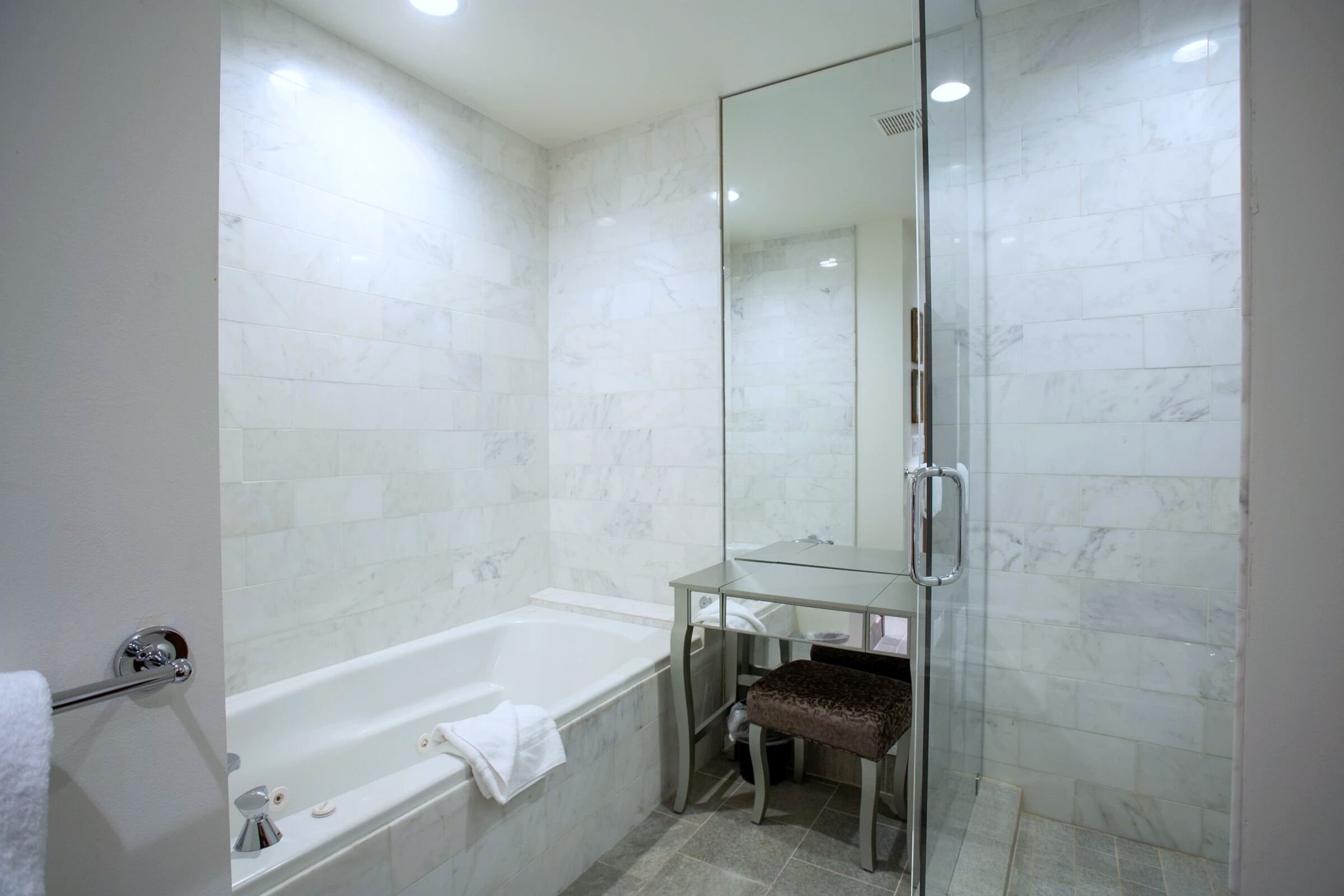 Master Ensuite Bathroom