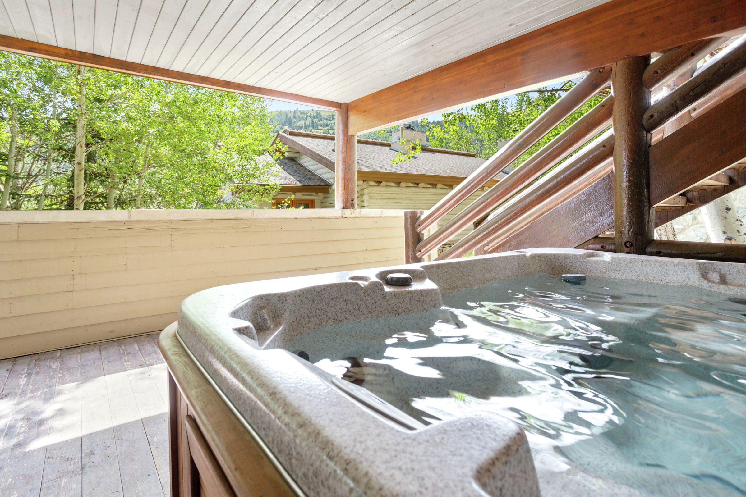 Balcony with Hot Tub