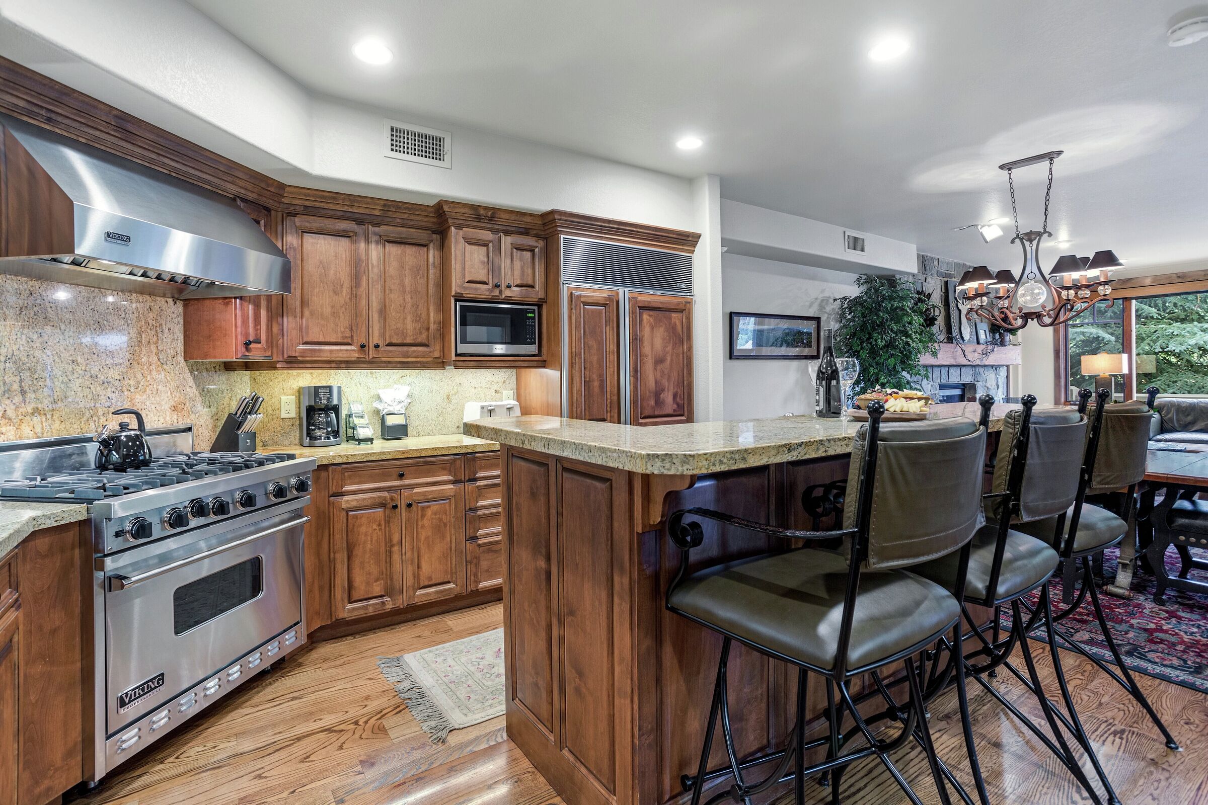 #111A - Kitchen