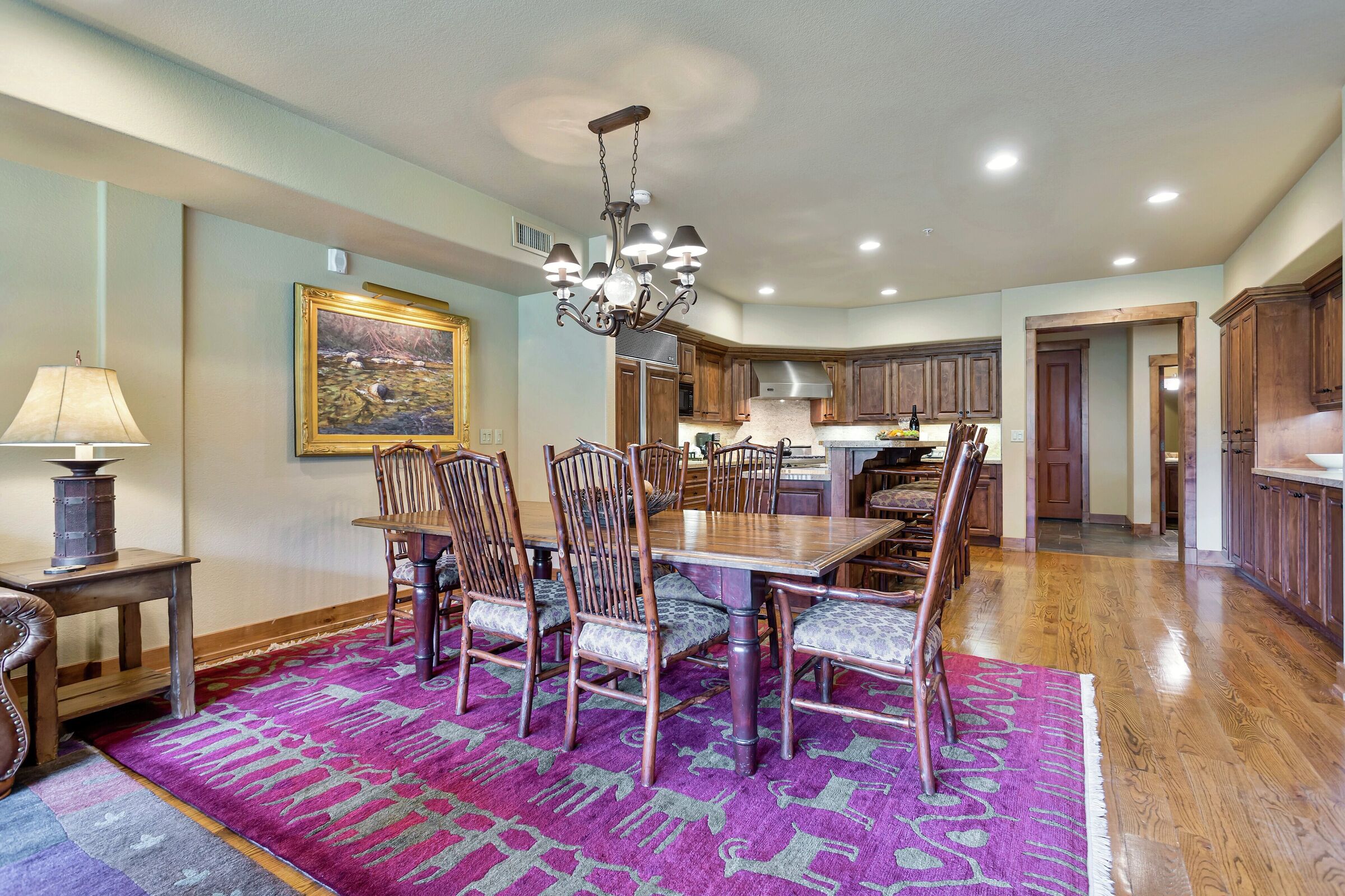 #322 - Dining Area & Kitchen