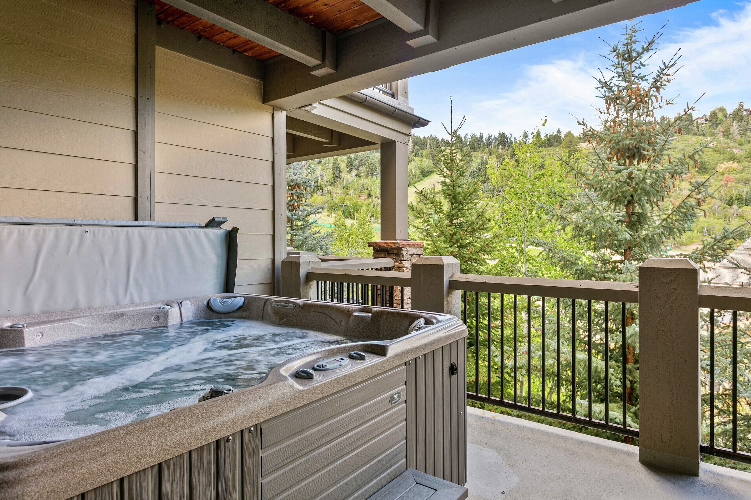 #121 - Balcony with Hot Tub