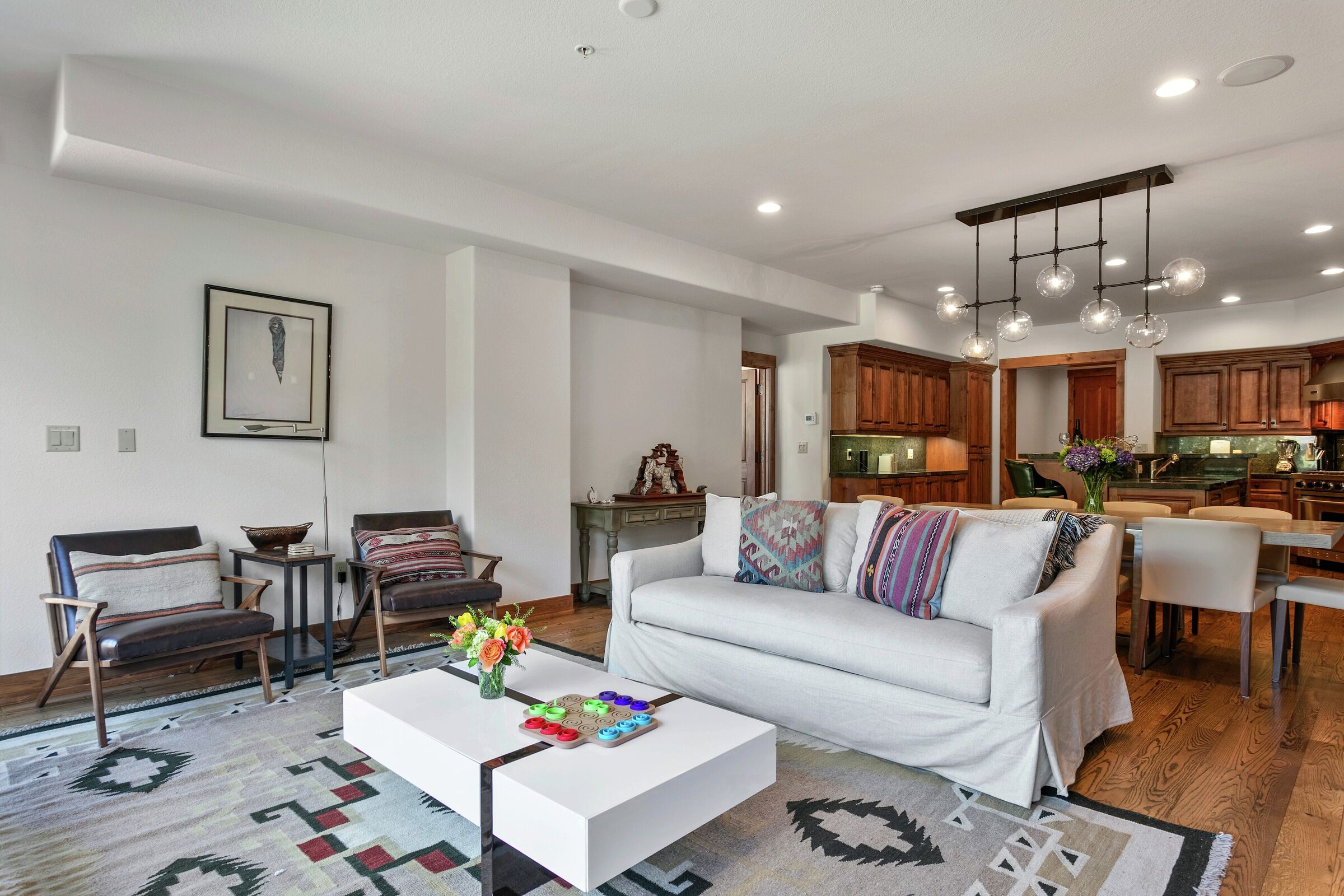 #121 - Living Area, Dining Area & Kitchen