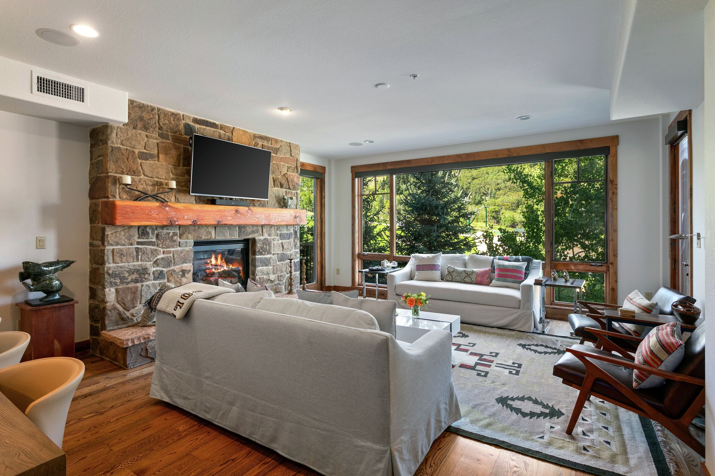 #121 - Living Area