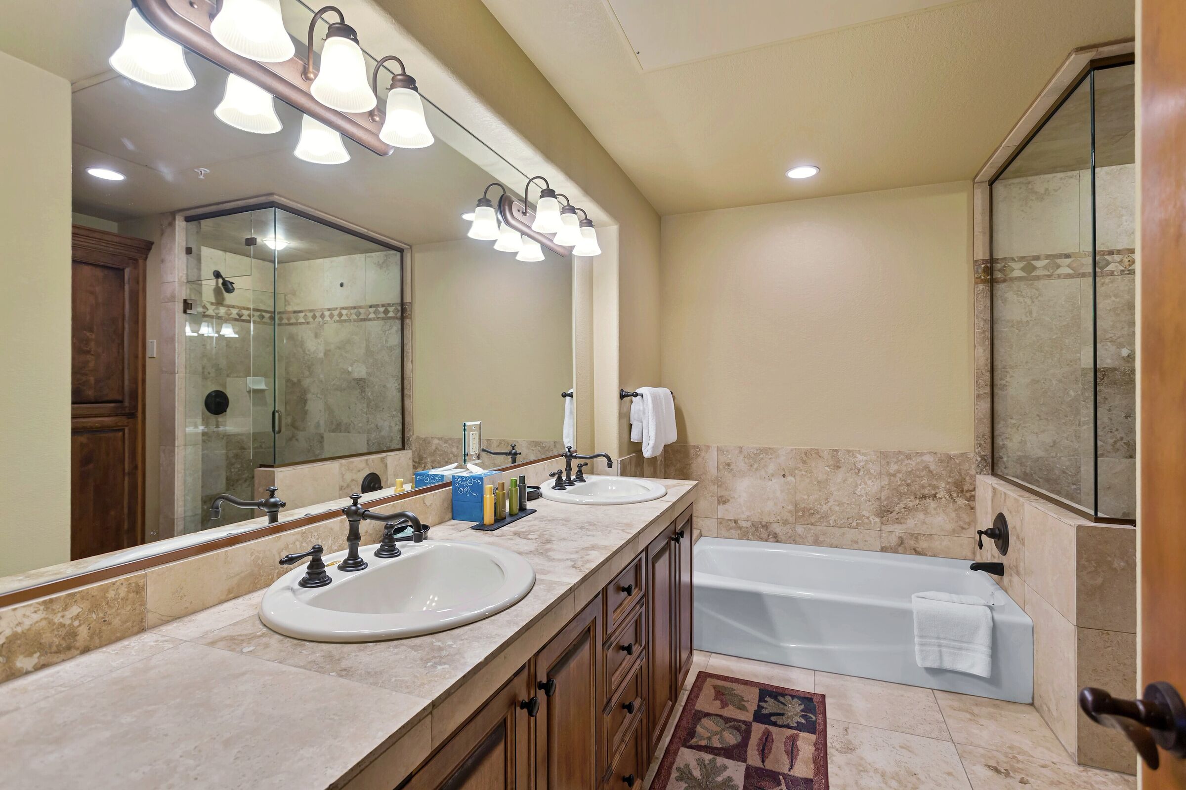 #131 - Ensuite Bathroom