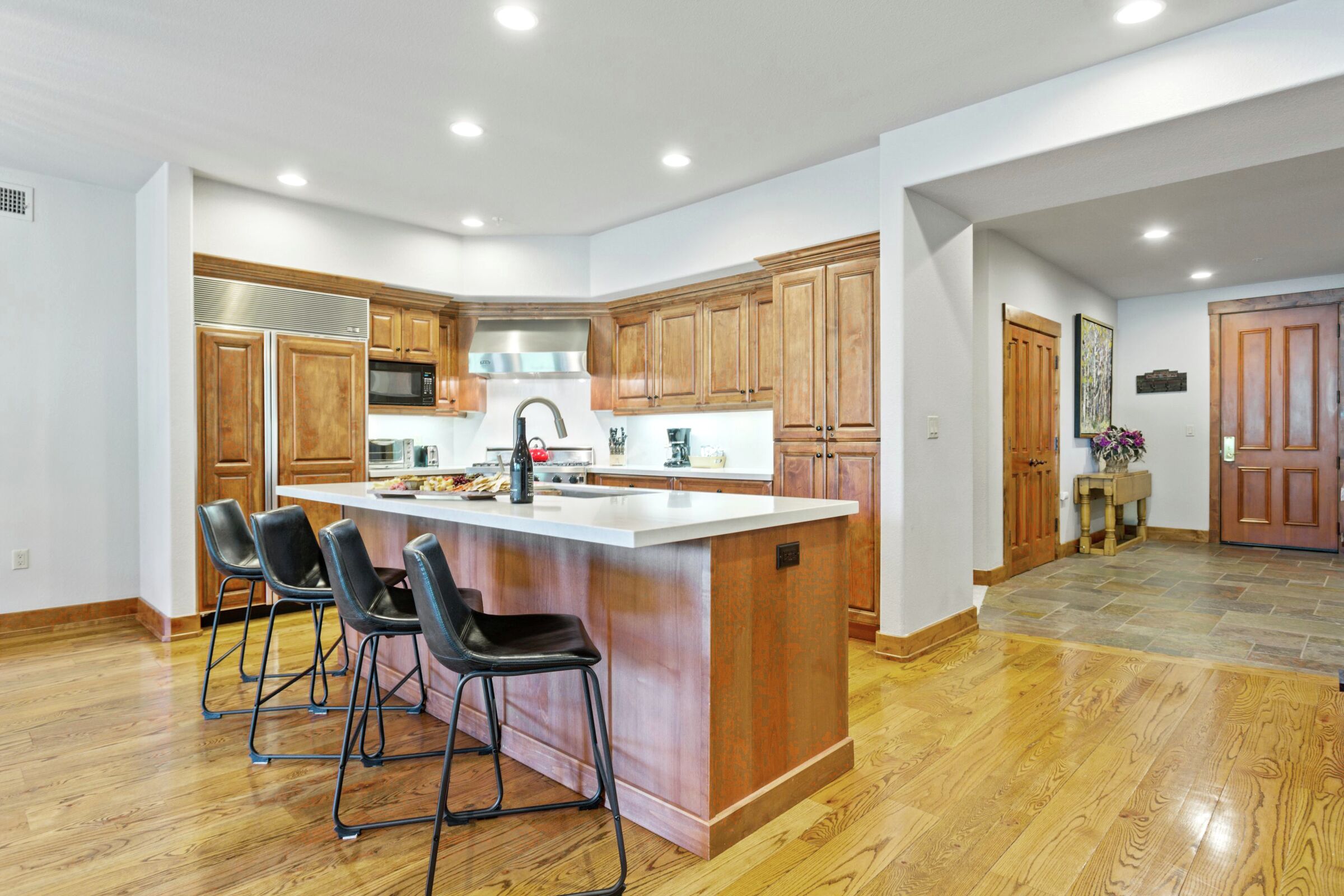 #211 - Kitchen