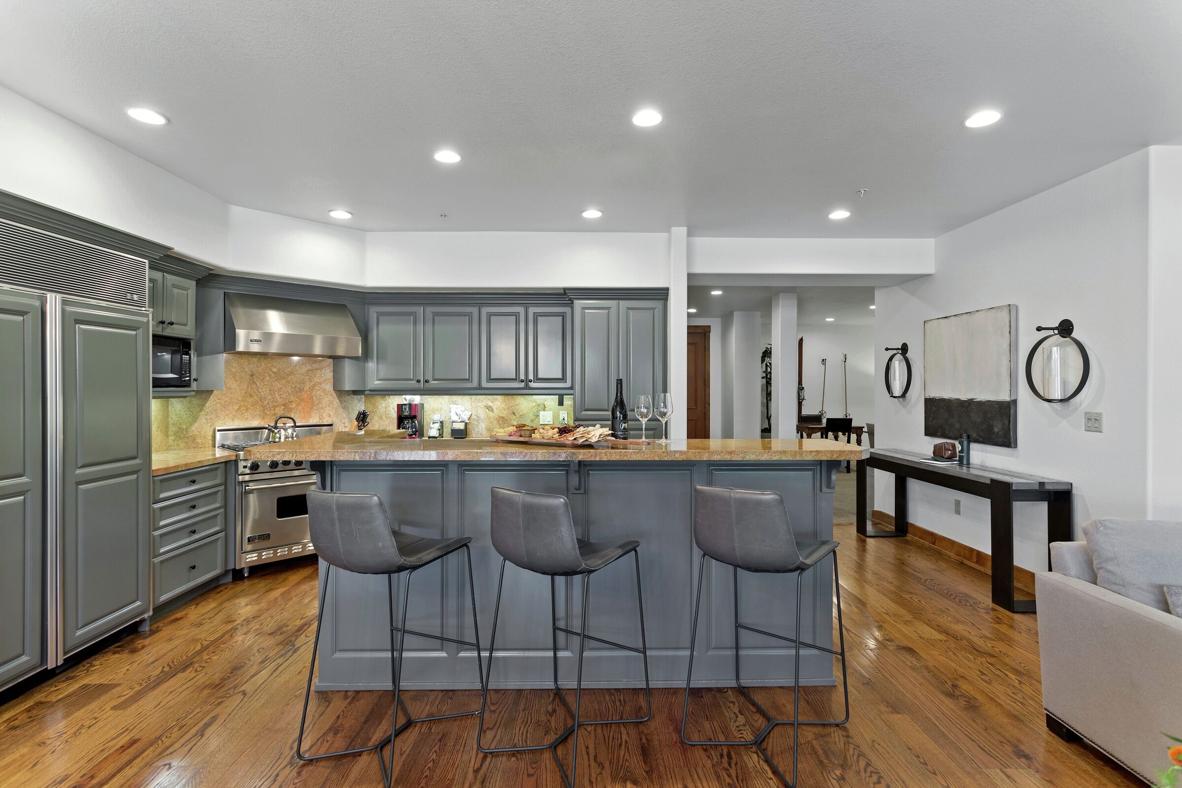 #231 - Kitchen