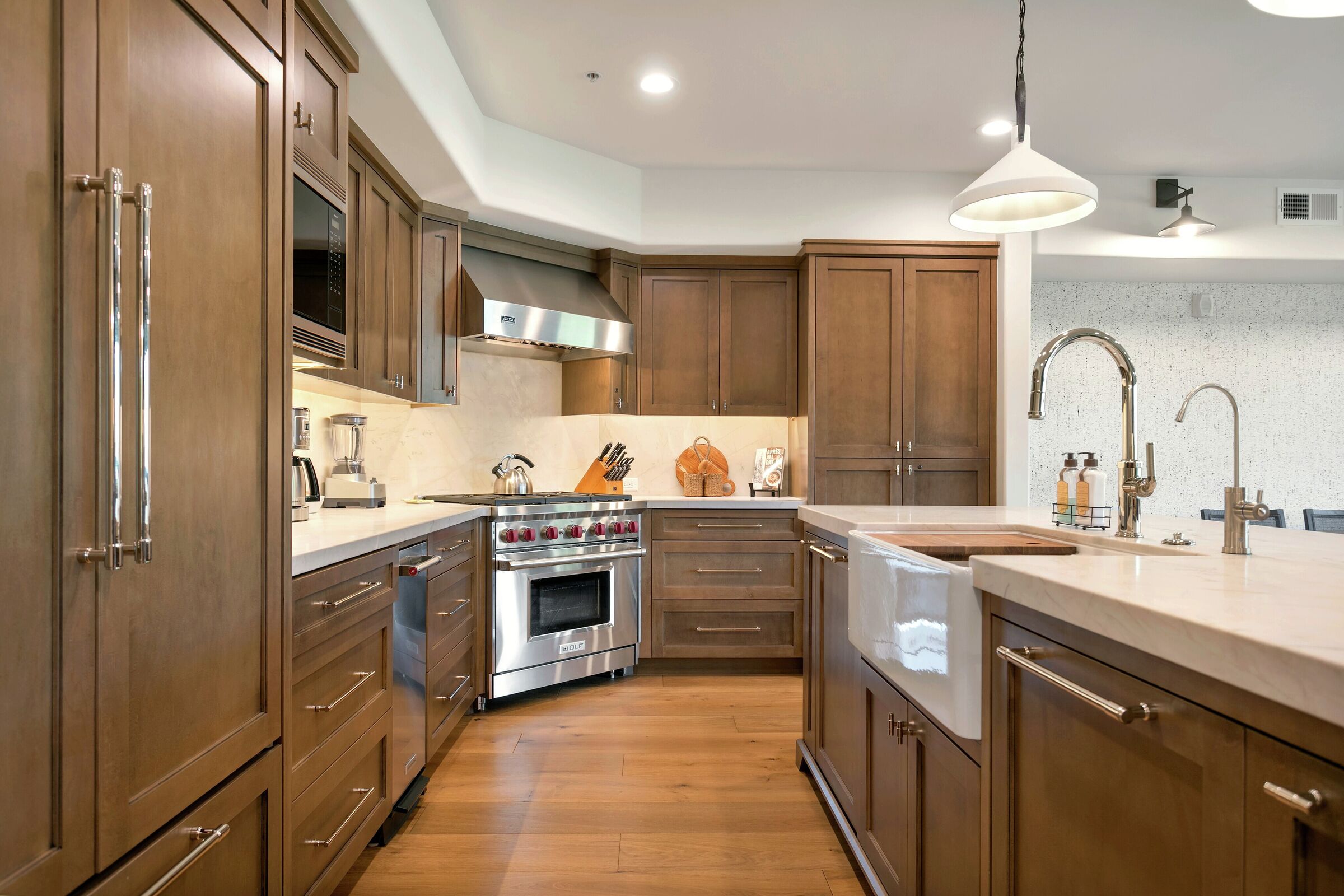 #232 - Kitchen