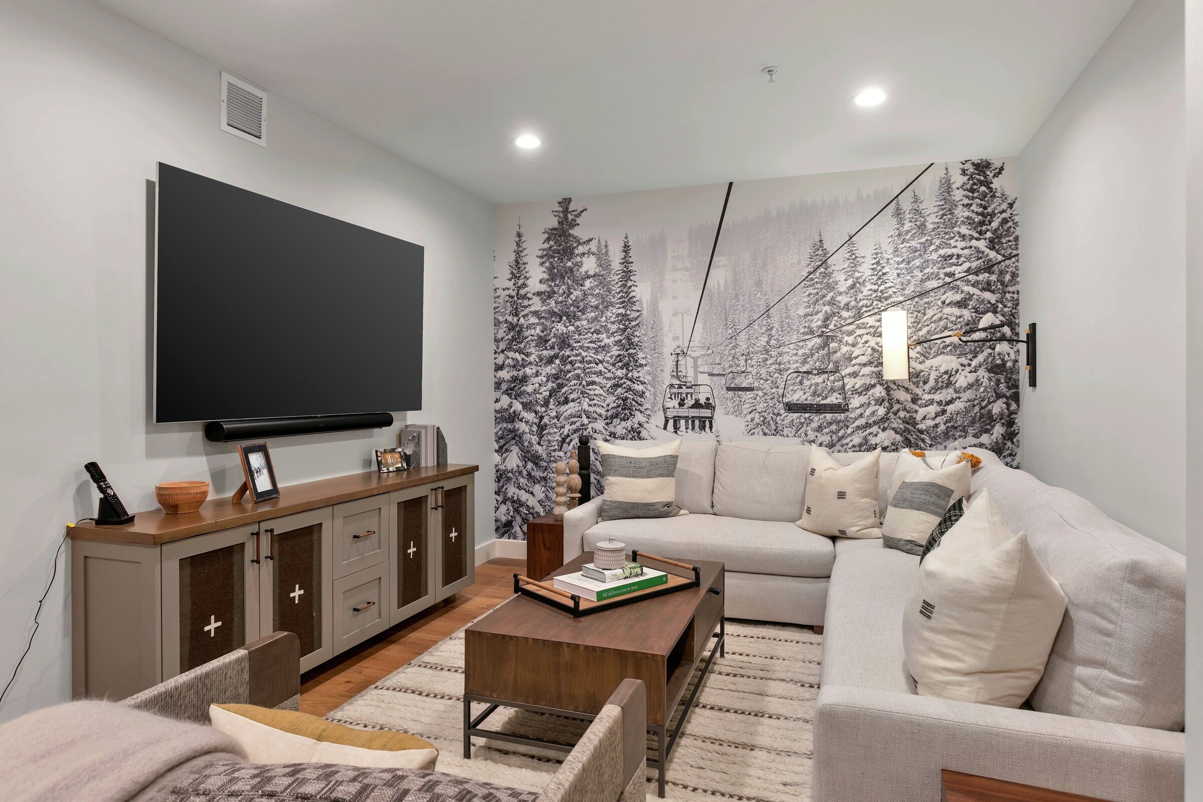 #232 - Family Room