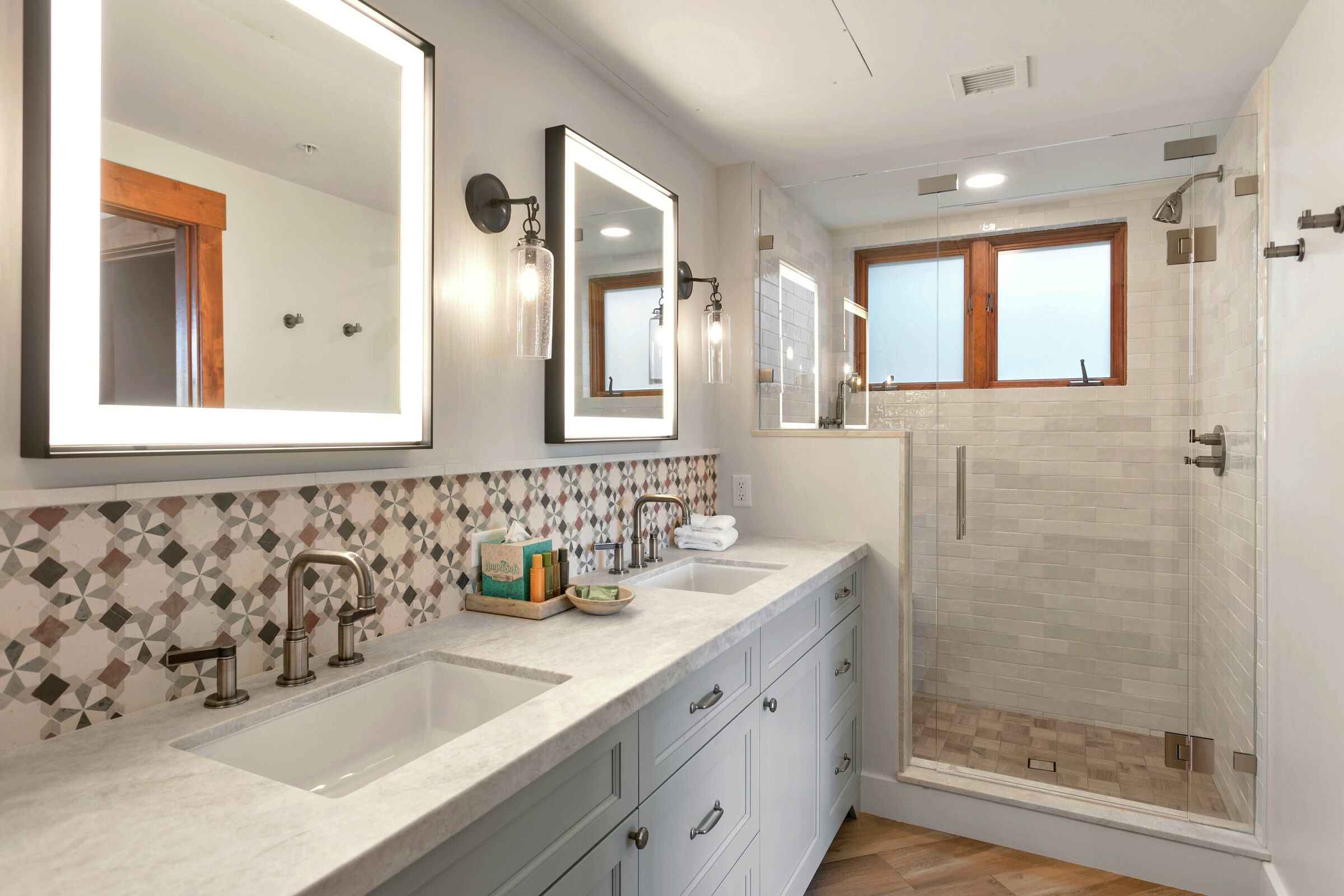 #232 - Ensuite Bathroom
