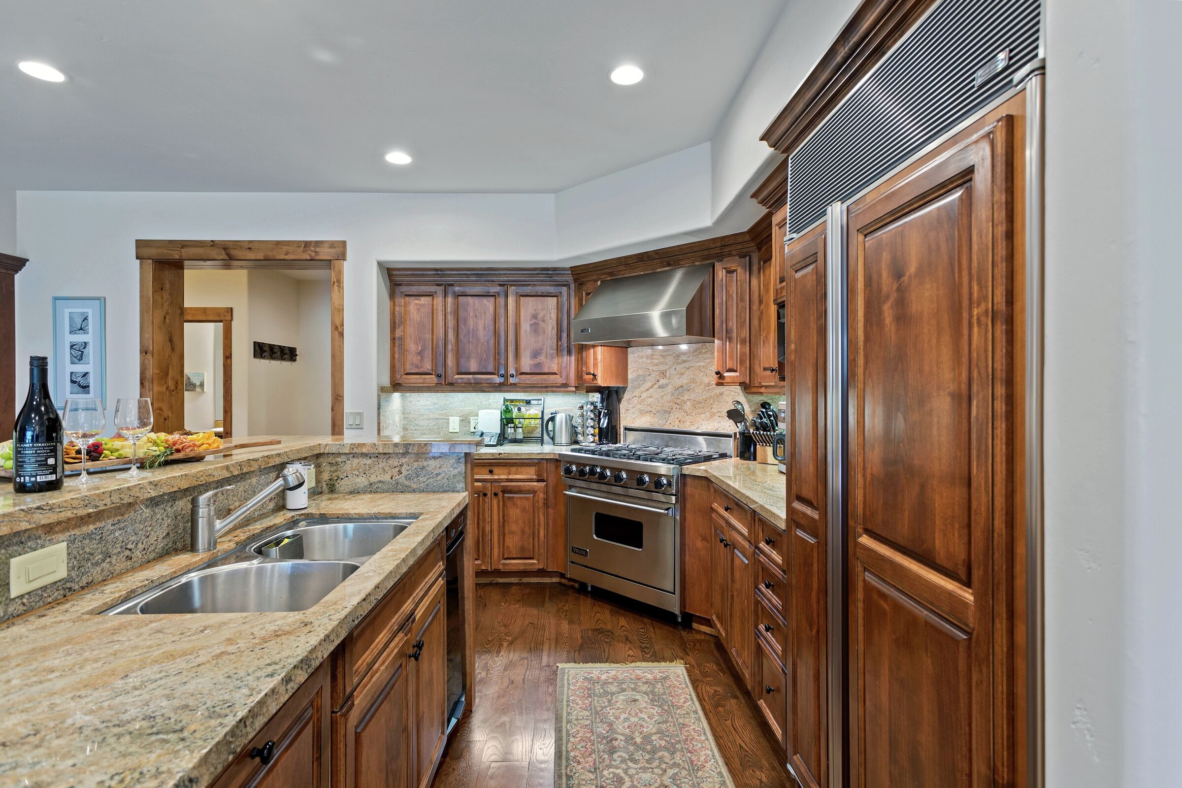 #311 - Kitchen