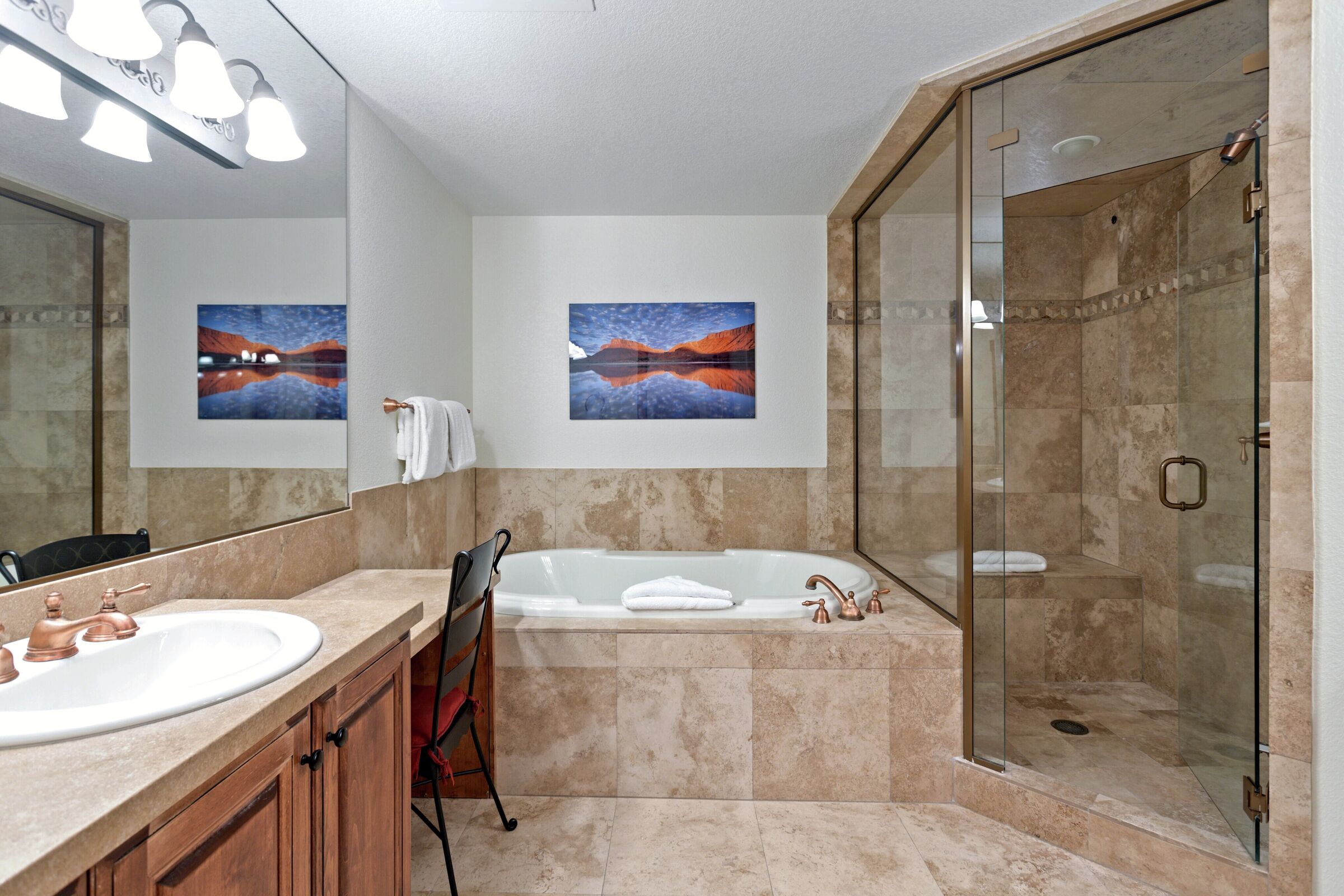 #321 - Master Ensuite Bathroom