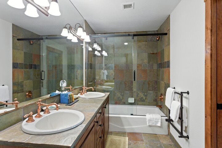 Ensuite Bathroom