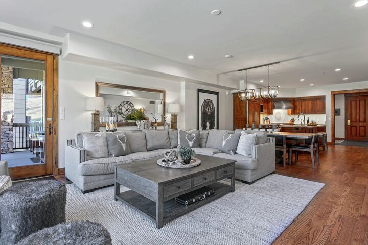 Living Area, Dining Area & Kitchen