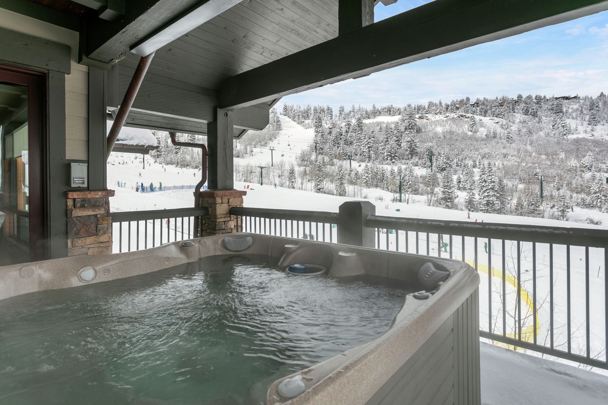Balcony with Hot Tub