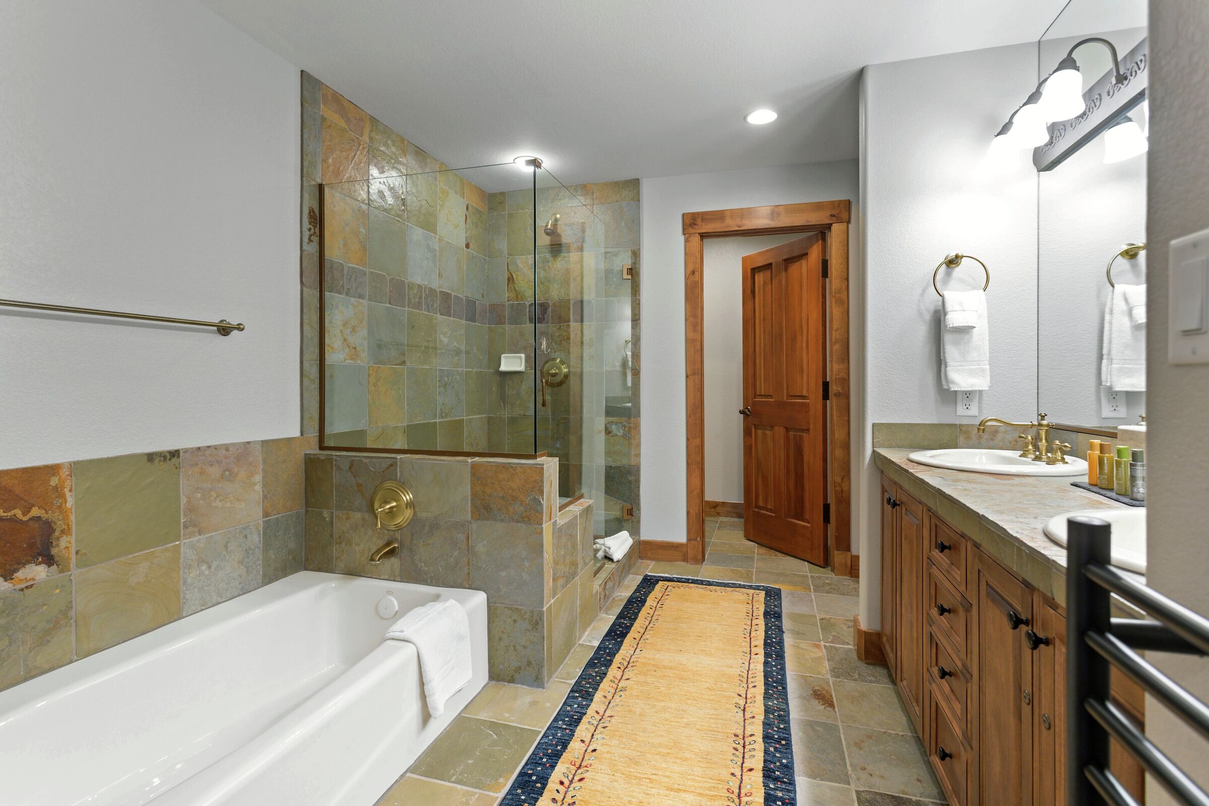 #222 - Ensuite Bathroom