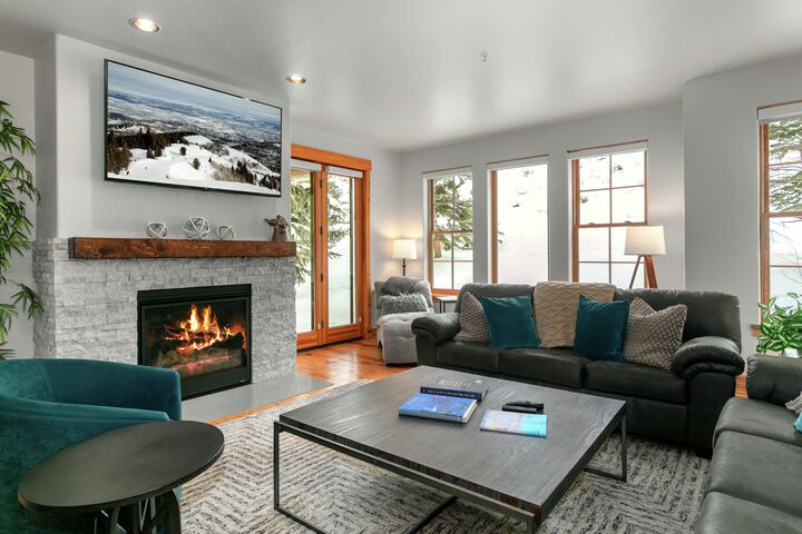 2 Bdrm - Living Area