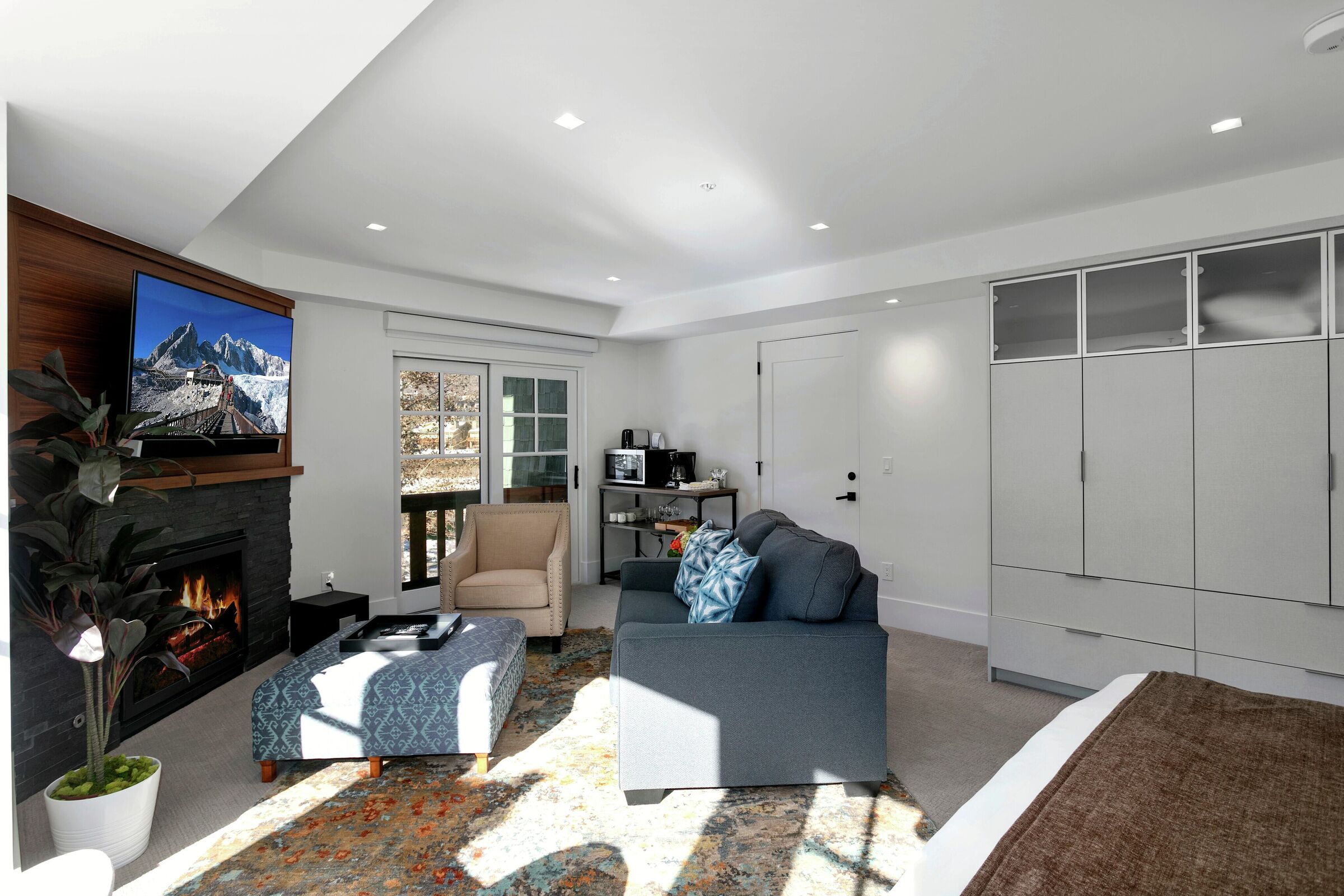 Deluxe Hotel Room Living Area