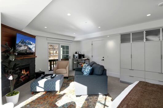 Deluxe Hotel Room Living Area