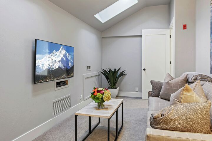 2 Bdrm Suite - Bedroom