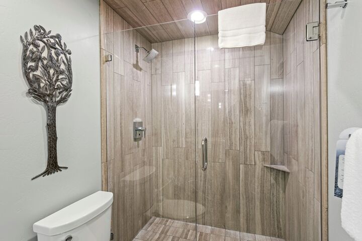 2 Bdrm Suite - Bathroom