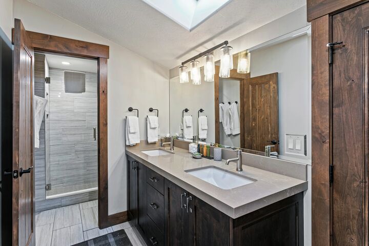 3 Bdrm Suite - Bathroom