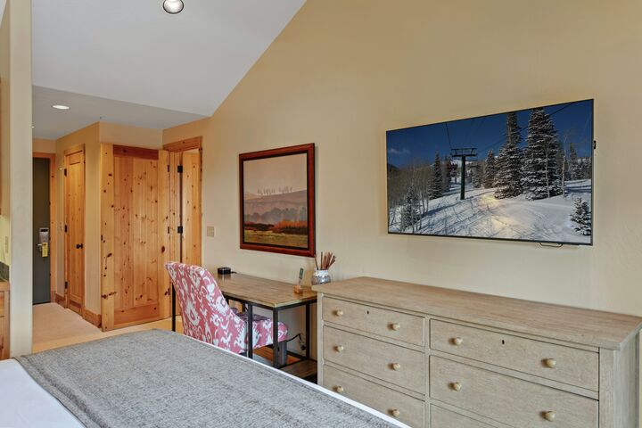 3 Bdrm Suite - Bedroom