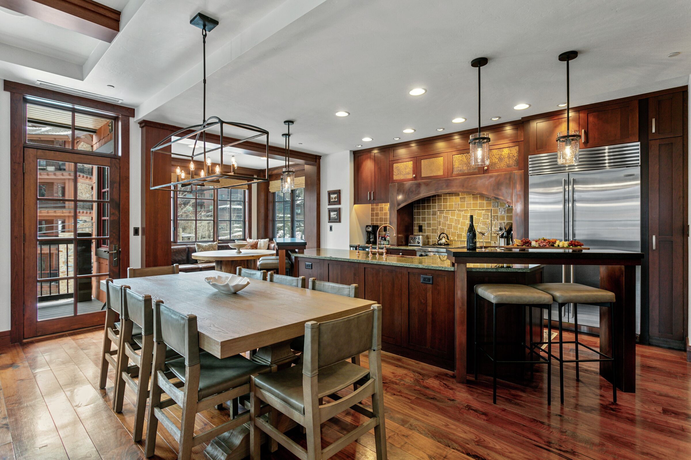 Dining Area, Kitchen & Breakfast Nook