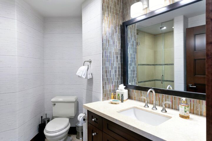 #408 - Ensuite Bathroom
