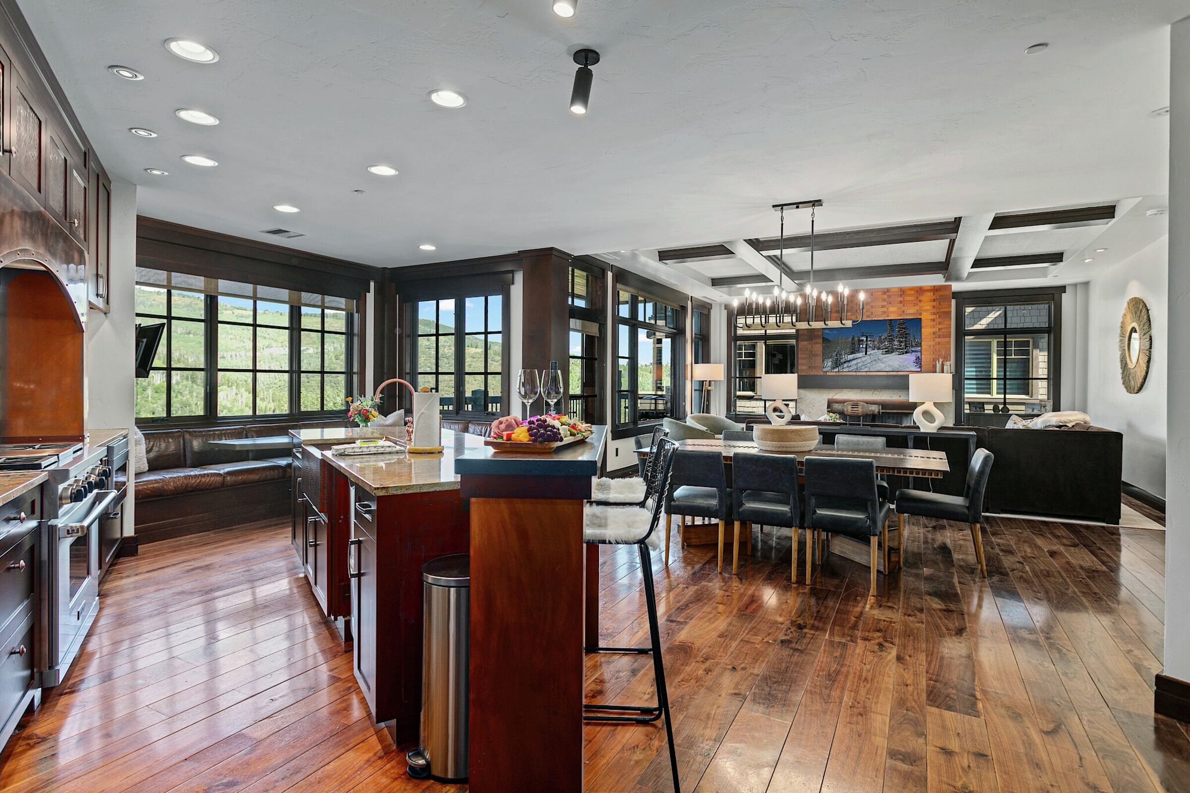 #301 - Kitchen