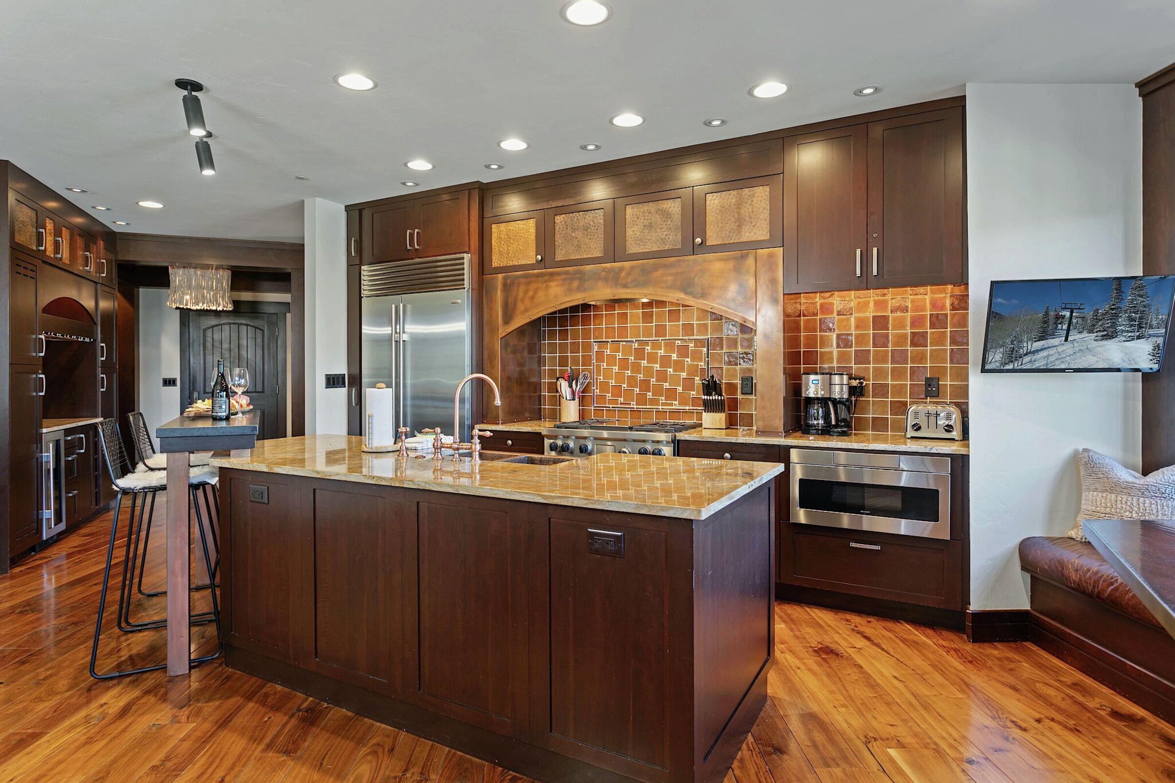 #301 - Kitchen