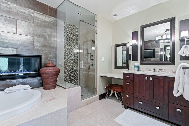 Master Ensuite Bathroom
