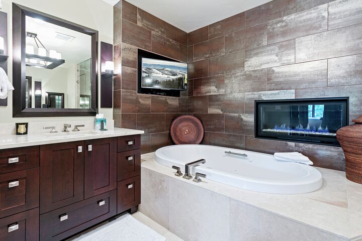 Master Ensuite Bathroom